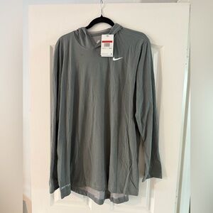 Nike Men's Hooded Tee